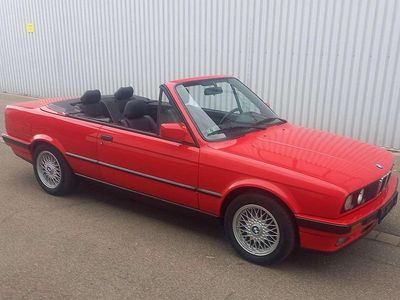 Rot Gebraucht 1992 BMW 320 Cabriolet Cabrio | 16.900 €