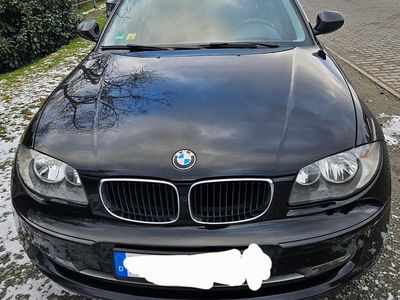 Schwarz Gebraucht 2010 BMW 116 Kleinwagen | 2.600 € (Guter Preis)