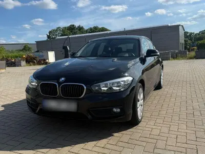 Gebraucht BMW 116 Advantage 109 PS (80 kW) 2016 Schwarz Kleinwagen