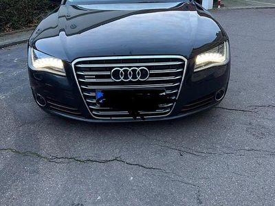 Audi A8L
