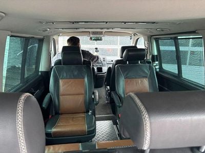 Usata VW Multivan PanAmericana 179 CV (131 kW) 2012 Grigio Monovolume