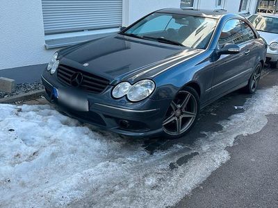 Blau Gebraucht 2003 Mercedes CLK200 Coupé | 3.900 €