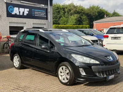 Gebraucht Peugeot 308 SW Family 120 PS (88 kW) 2011 Schwarz Kombi