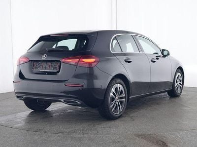 Gebraucht Mercedes A180 136 PS (100 kW) 2024