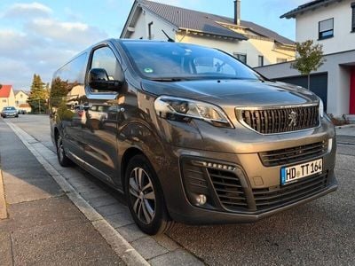 Peugeot Traveller