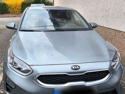 Gebraucht Kia Ceed Edition 7 99 PS (72 kW) 2019 Grau Kleinwagen