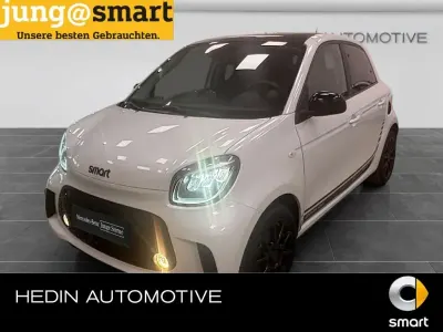 Używany Smart ForFour Electric Drive Exclusive 60 kW (82 KM) 2020 Biały Sedan/Limuzyna