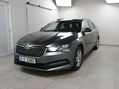 Gebraucht Skoda Superb Ambition 150 PS (110 kW) 2023 Grau Kombi