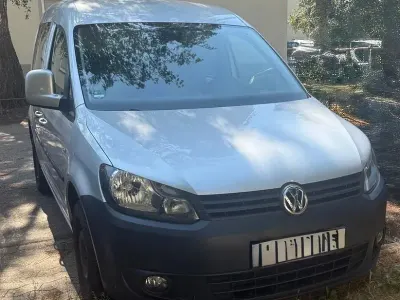 Gebraucht VW Caddy Family 105 PS (77 kW) 2010 Silber Van / Kleinbus