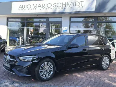 Gebraucht Mercedes C220 200 PS (147 kW) 2023 Schwarz Limousine