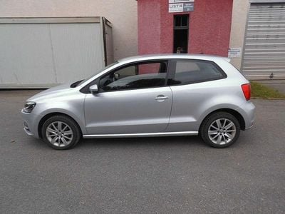 Gebraucht VW Polo Comfortline 90 PS (66 kW) 2015 Silber