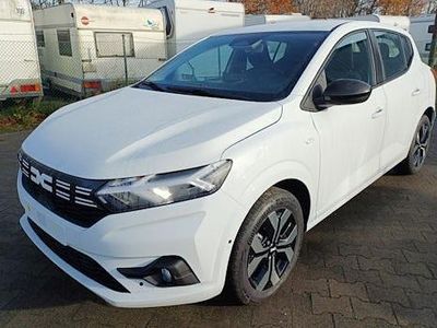 Neu Dacia Sandero Journey 91 PS (66 kW) 2025 Weiß Limousine