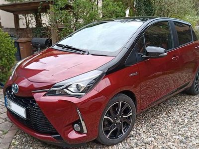 Usata Toyota Yaris Hybrid Style 101 CV (74 kW) 2017 Rosso Berlina
