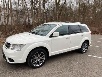 Gebraucht Fiat Freemont 170 PS (125 kW) 2015 Weiß SUV