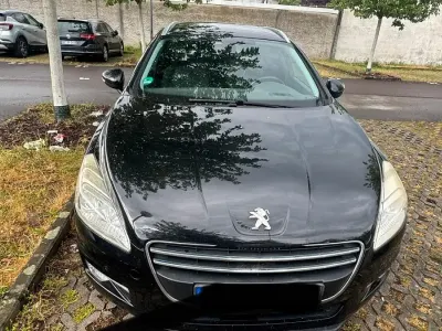 Gebraucht Peugeot 508 140 PS (102 kW) 2011 Schwarz Kombi