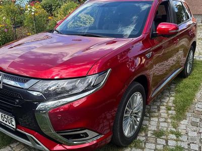 Mitsubishi Outlander P-HEV