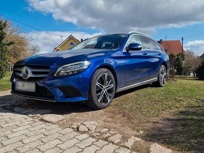 Gebraucht Mercedes C300e 306 PS (225 kW) 2020 Blau Kombi