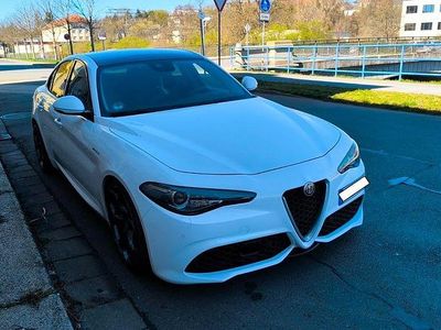 Gebraucht Alfa Romeo Giulia Quadrifoglio 209 PS (153 kW) 2017 Weiß Limousine