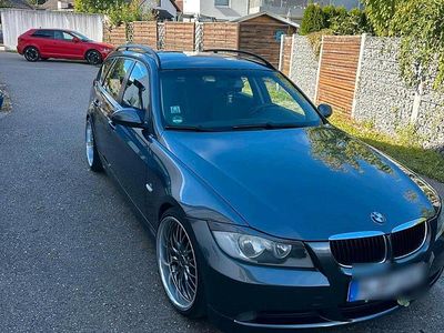 Gebraucht BMW 318 143 PS (105 kW) 2008 Grau Kombi