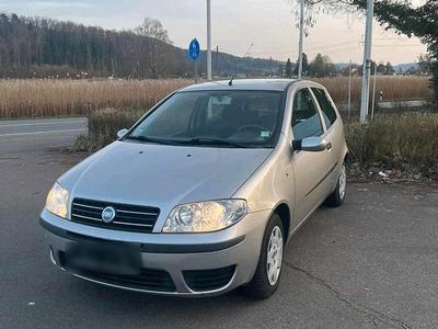 Gebraucht Fiat Punto 60 PS (44 kW) 2004 Silber Kleinwagen