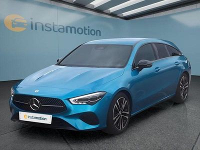 Gebraucht Mercedes CLA200 163 PS (119 kW) 2024 Blau Limousine