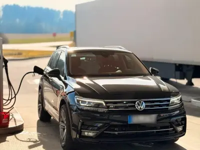 Gebraucht VW Tiguan R-line 220 PS (161 kW) 2017 Schwarz SUV