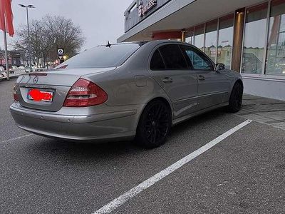 Gebraucht 2004 Mercedes E280 Avantgarde Kombi | 5.400 € (Teuer)