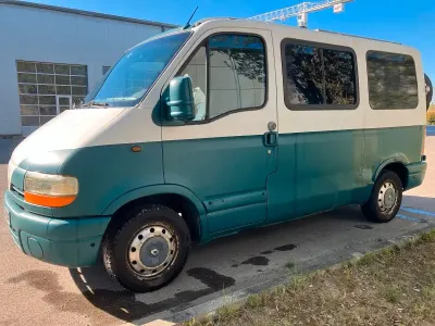 Używany Renault Master 114 KM (83 kW) 2001 Andere farben Minivan