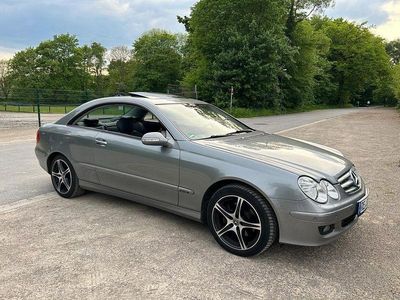 Silber Gebraucht 2008 Mercedes CLK200 Elegance Coupé | 6.795 € (Etwas zu teuer)