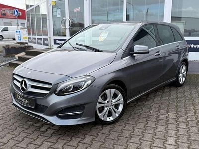 Gebraucht Mercedes B220 177 PS (130 kW) 2016 Mountaingrau  met. Van / Kleinbus