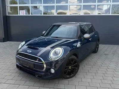 Używany Mini Cooper S Chili 192 KM (141 kW) 2017 Niebieski Hatchback