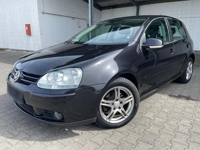 Second-hand VW Golf V Goal 80 CP (58 kW) 2007 Negru Berlinǎ