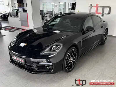 Gebraucht Porsche Panamera 4 Sport 330 PS (242 kW) 2023 Tiefschwarzmetallic Limousine