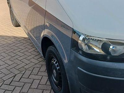 Violett Gebraucht 2012 VW T5 Van | 9.999 €