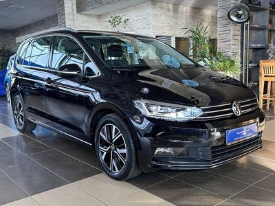 Gebraucht VW Touran Highline 150 PS (110 kW) 2021 Schwarz Van / Kleinbus