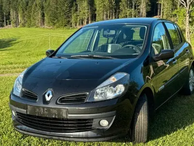 Occasion Renault Clio III Rip Curl 75 ch (55 kW) 2009 Noir Citadine