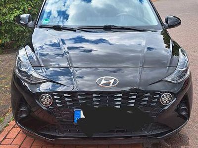 Gebraucht Hyundai i10 Edition 30 67 PS (49 kW) 2022 Schwarz Kleinwagen