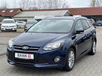 Usata Ford Focus Titanium 125 CV (91 kW) 2013 Blu Berlina
