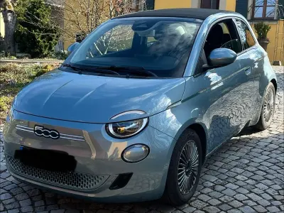 Second-hand Fiat 500e Passion 86 kW (118 CP) 2021 Albastru Cabrio