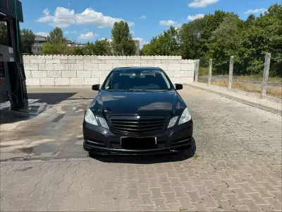 Gebraucht Mercedes E220 170 PS (125 kW) 2009 Schwarz Limousine