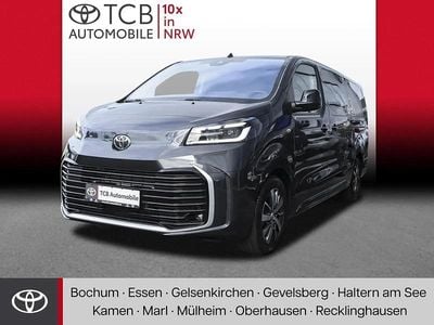 Gebraucht Toyota Proace Verso Club 177 PS (130 kW) 2024 Titanium grey metallic Kombi