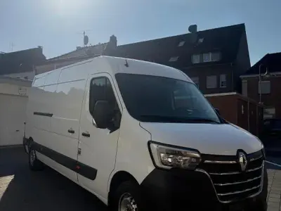 Gebraucht Renault Master 150 PS (110 kW) 2024 Weiß Van / Kleinbus