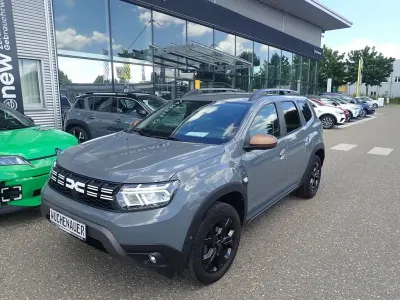 Gebraucht Dacia Duster Extreme 150 PS (110 kW) 2023 Städtisches grau SUV