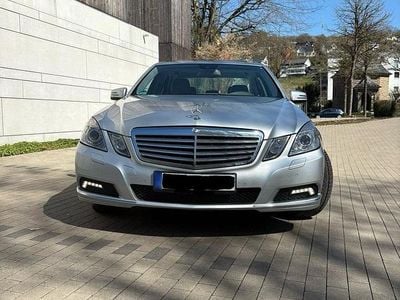 Second-hand Mercedes E350 292 CP (214 kW) 2009 Argintiu Berlinǎ