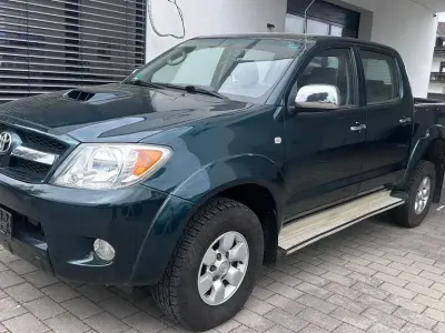 Używany Toyota HiLux Sol 171 KM (125 kW) 2008 Zielony Pickup