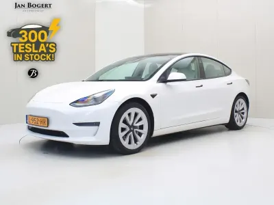 Gebraucht Tesla Model 3 Standard Range 225 kW (306 PS) 2021 Weiß Limousine