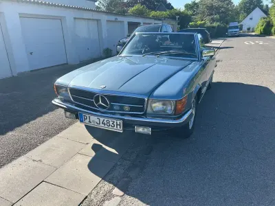 Gebraucht Mercedes SL500 231 PS (169 kW) 1983 Blau Cabrio
