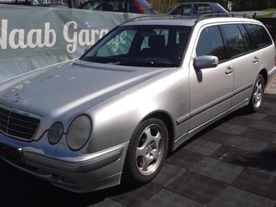 Mercedes E240