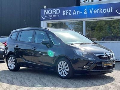 Andere Gebraucht 2015 Opel Zafira Tourer drive Van / Kleinbus | 12.499 € (Etwas zu teuer)