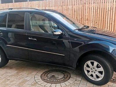 Gebraucht Mercedes ML320 224 PS (164 kW) 2006 Blau SUV